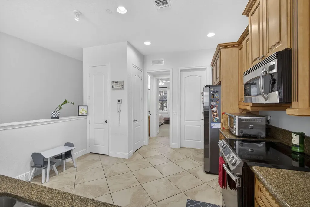 4511 Artesa Way S Palm Beach Gardens FL 33418