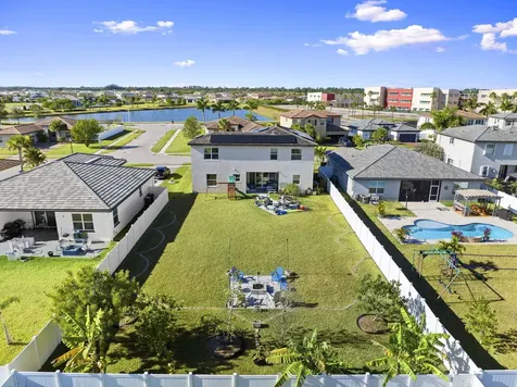 7461 NW Greenspring Street Port St Lucie FL 34987