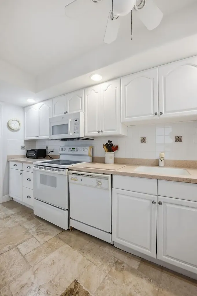 2780 S Ocean Boulevard Palm Beach FL 33480