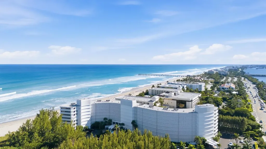 2780 S Ocean Boulevard Palm Beach FL 33480