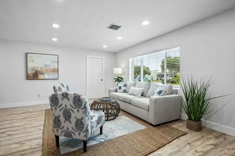 2015 SW 18th Drive Boynton Beach FL 33426