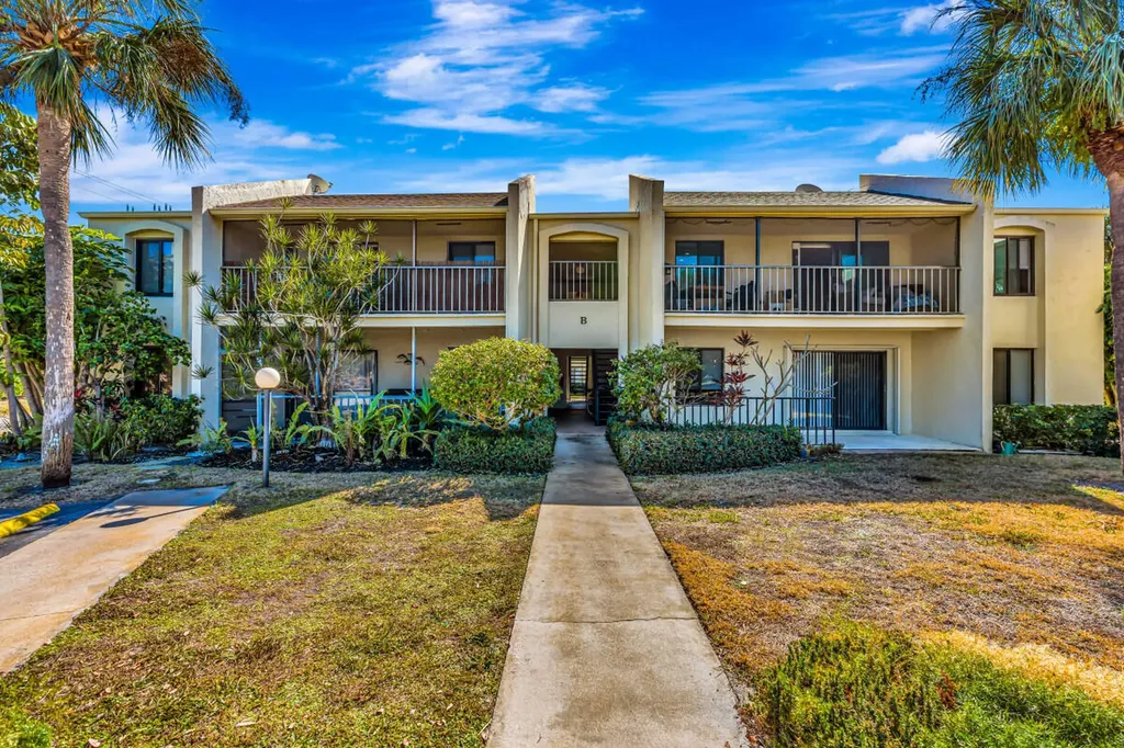 150 Pineview Road Jupiter FL 33469