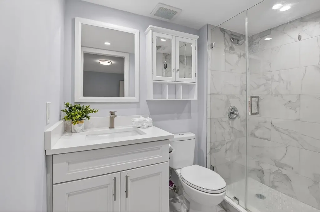 450 Piedmont J Delray Beach FL 33484