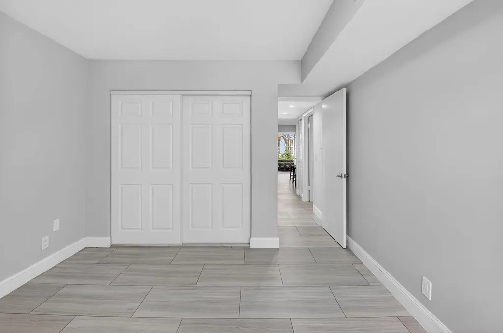 450 Piedmont J Delray Beach FL 33484