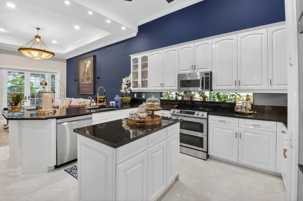 7723 Via Grande Boynton Beach FL 33437
