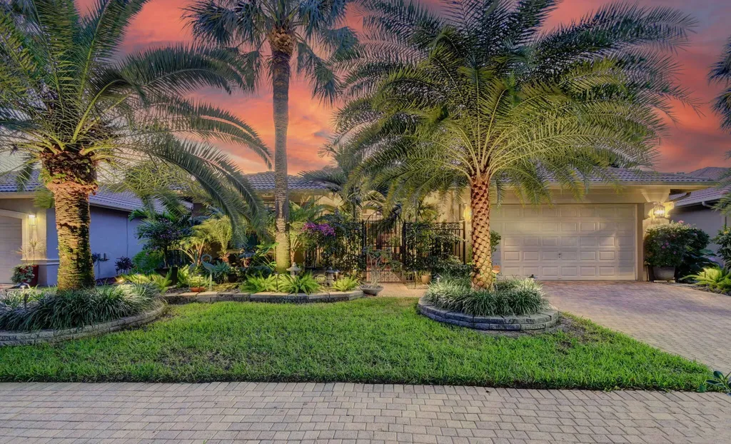 7723 Via Grande Boynton Beach FL 33437