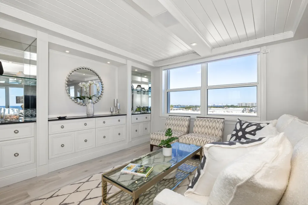 2295 S Ocean Boulevard Palm Beach FL 33480