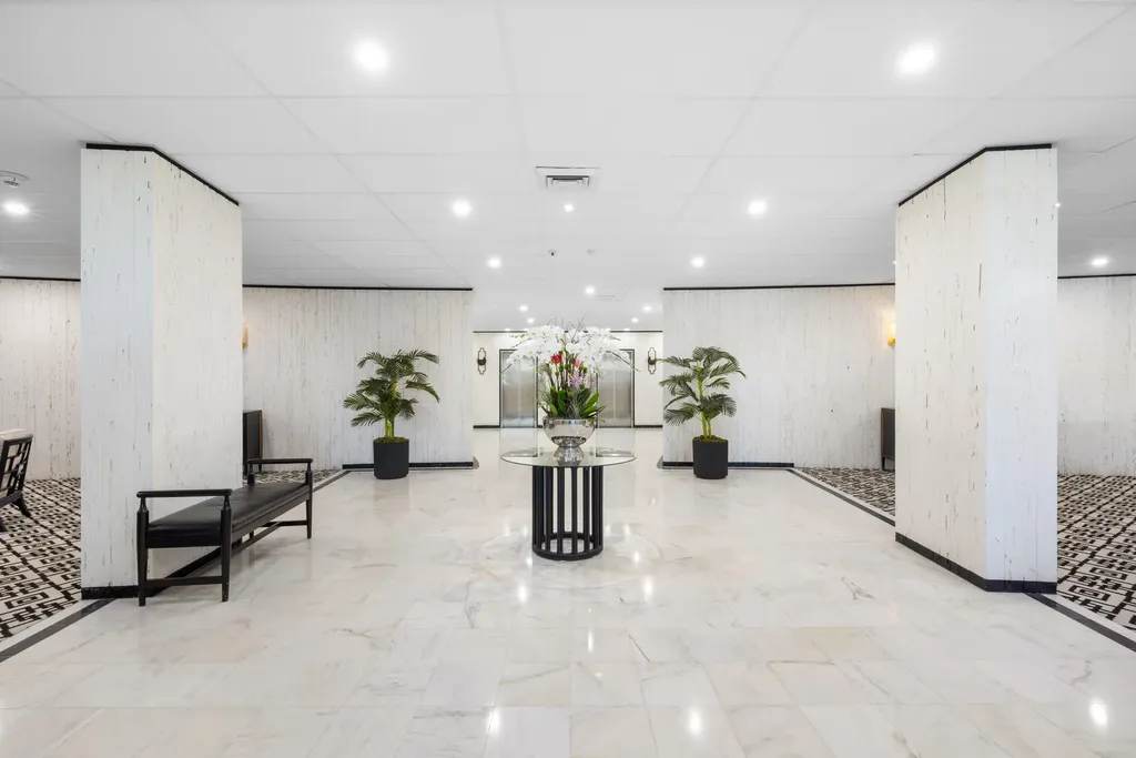 2295 S Ocean Boulevard Palm Beach FL 33480