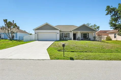 1626 SW Neptune Avenue Port St Lucie FL 34953