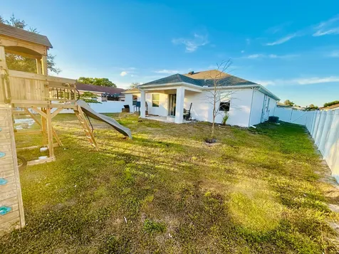 1626 SW Neptune Avenue Port St Lucie FL 34953