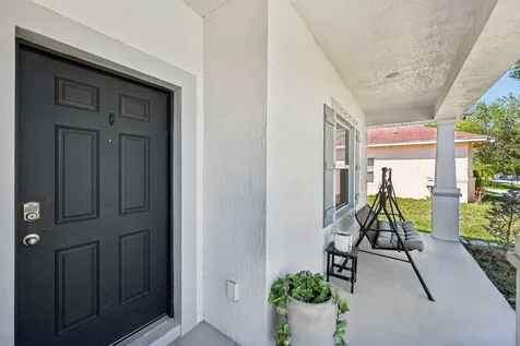 1626 SW Neptune Avenue Port St Lucie FL 34953