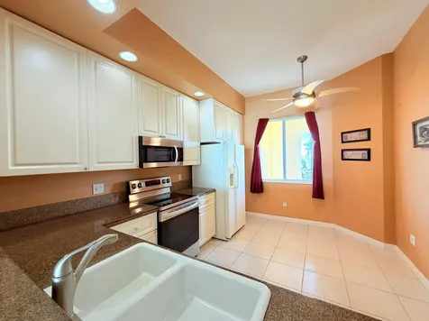 29 Harbour Isle Drive W Hutchinson Island FL 34949
