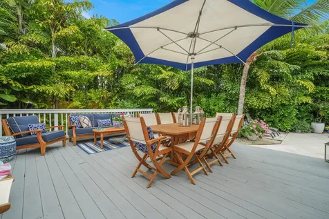 118 N Dixie Boulevard Delray Beach FL 33444
