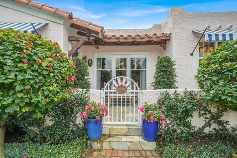 118 N Dixie Boulevard Delray Beach FL 33444