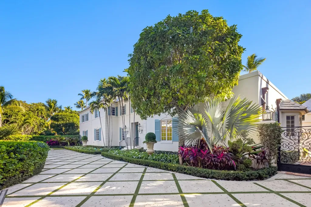 9 Via Vizcaya Palm Beach FL 33480