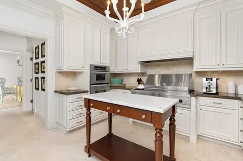 9 Via Vizcaya Palm Beach FL 33480