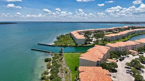 4 Harbour Isle Drive E Fort Pierce FL 34949