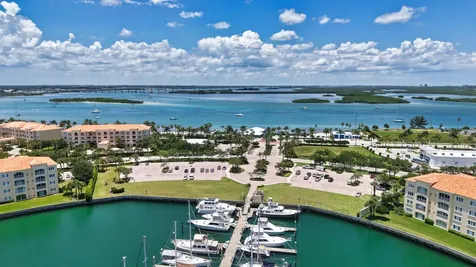 4 Harbour Isle Drive E Fort Pierce FL 34949