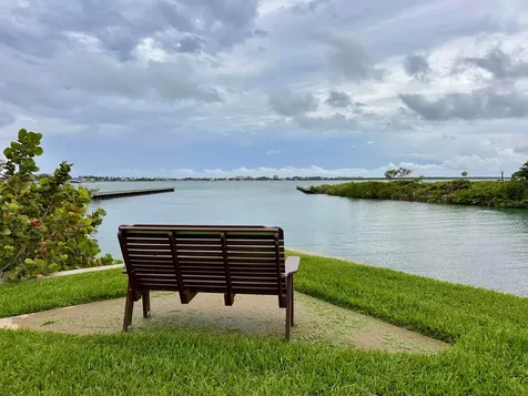 4 Harbour Isle Drive E Fort Pierce FL 34949