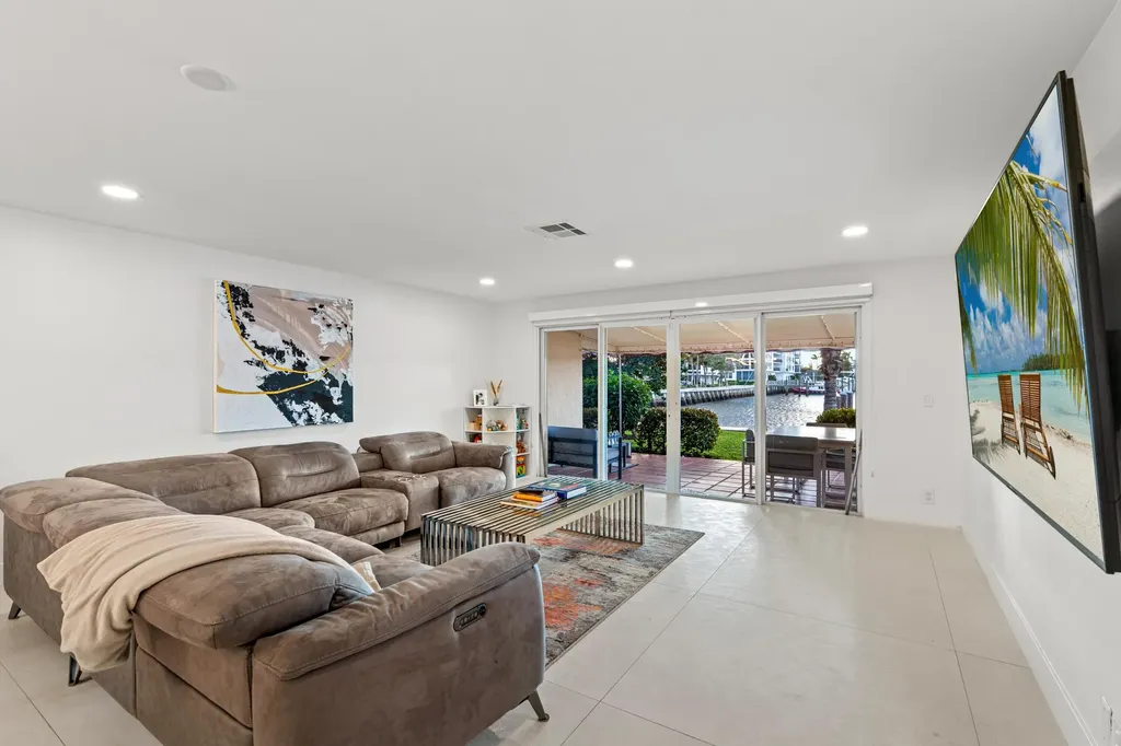 336 Venetian Drive Delray Beach FL 33483