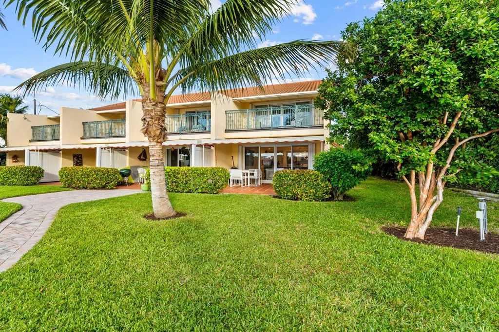 336 Venetian Drive Delray Beach FL 33483