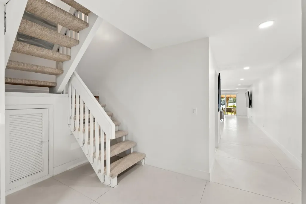 336 Venetian Drive Delray Beach FL 33483
