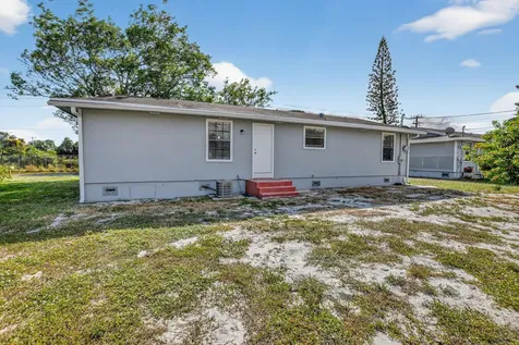 539 NW 8th Avenue Boynton Beach FL 33435