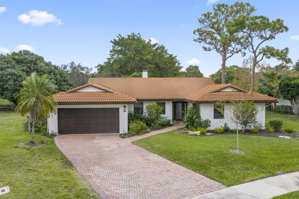 2708 NW 26th Circle Boca Raton FL 33431