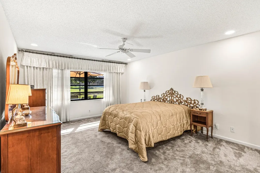 6426 Casabella Lane Boca Raton FL 33433