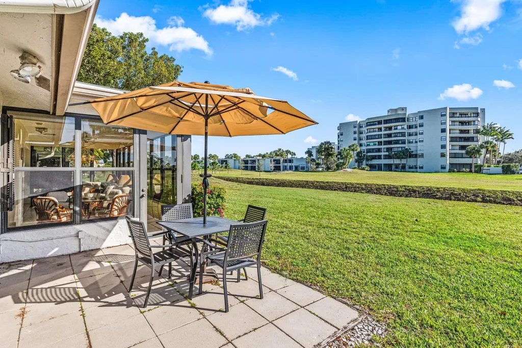 6426 Casabella Lane Boca Raton FL 33433