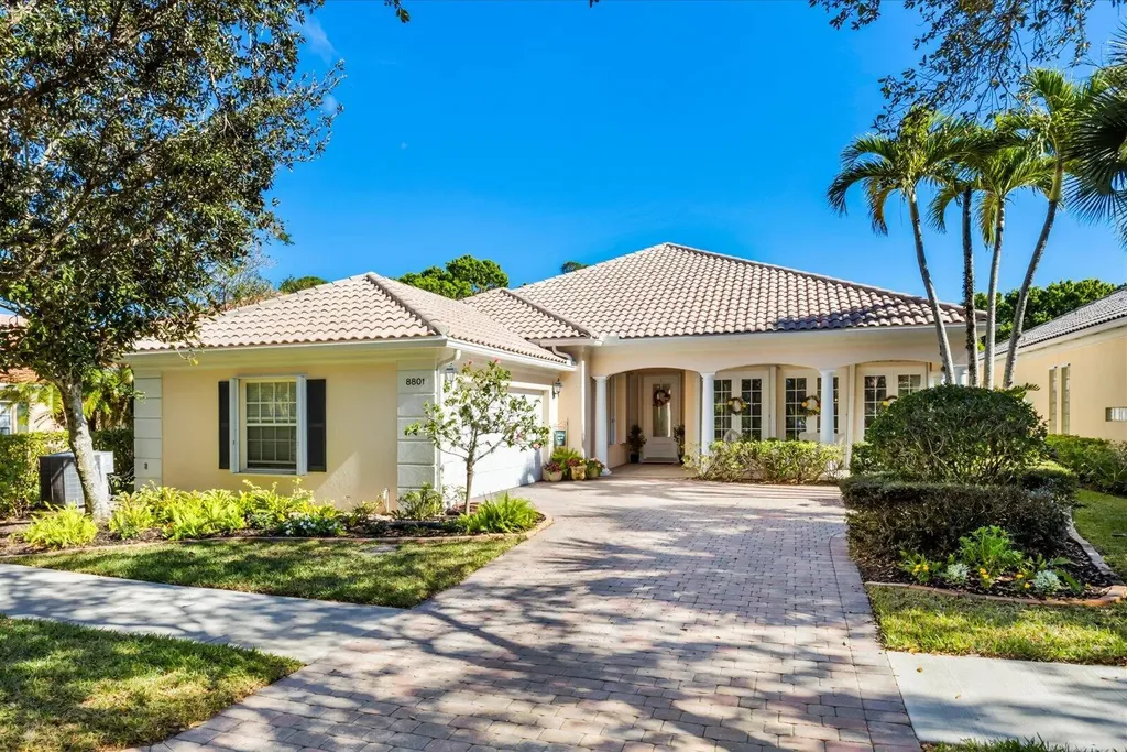 8801 SE Eldorado Way Hobe Sound FL 33455