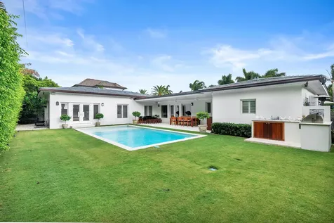 225 Jamaica Lane Palm Beach FL 33480