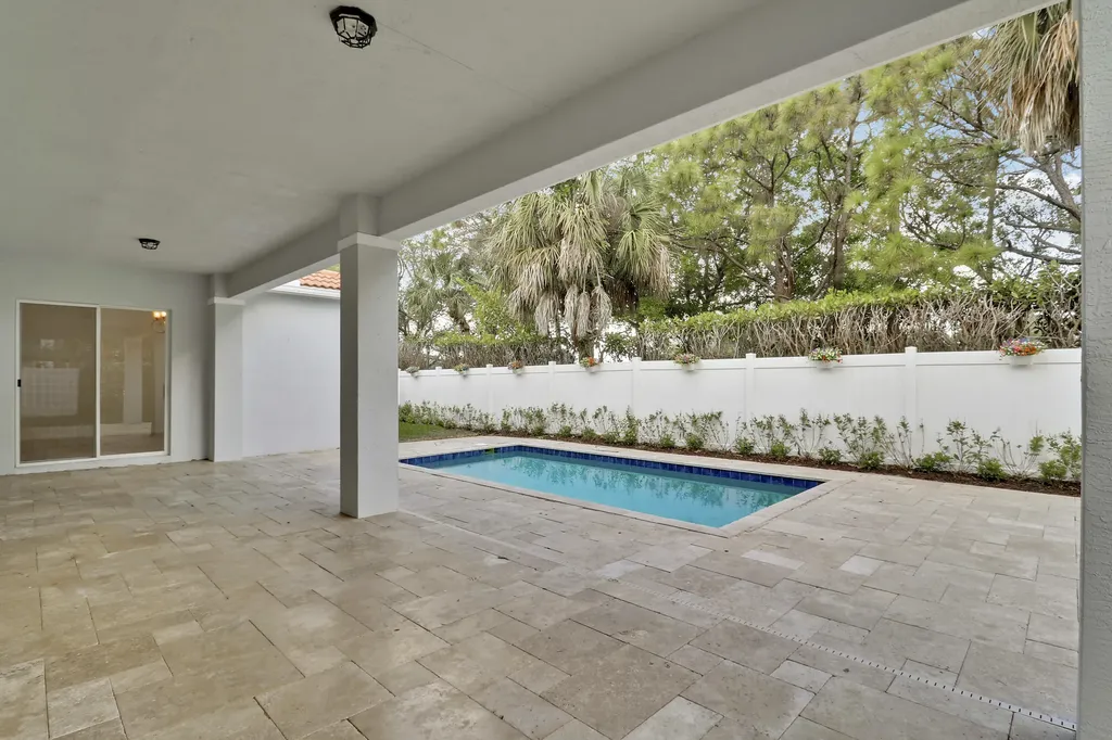 147 Sedona Way Palm Beach Gardens FL 33418