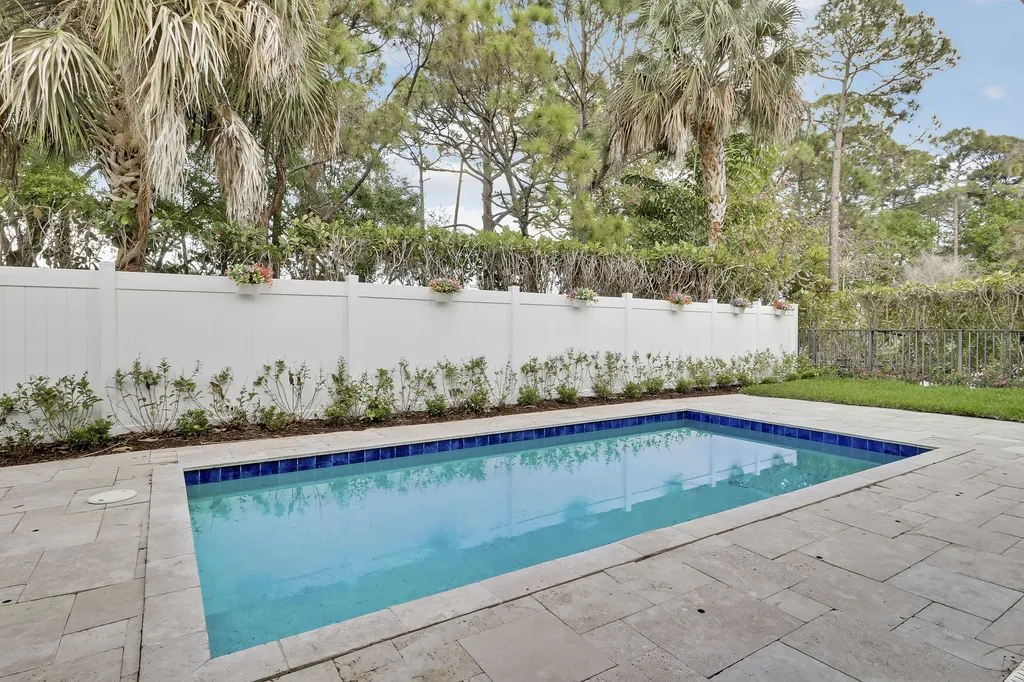147 Sedona Way Palm Beach Gardens FL 33418