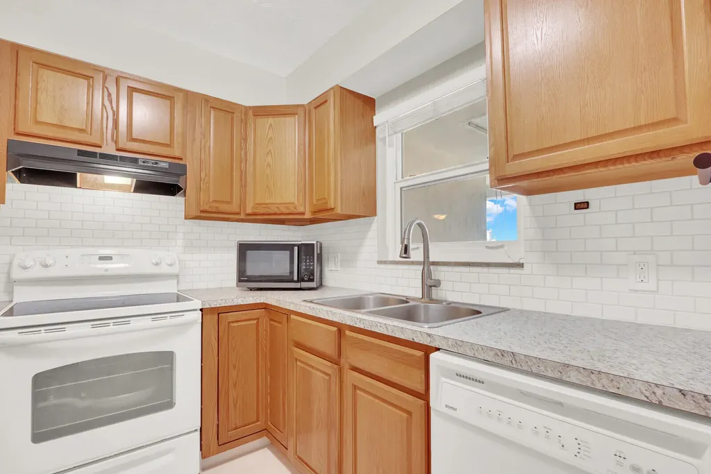 236 Castlewood Drive North Palm Beach FL 33408