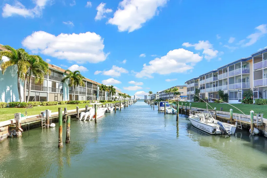 236 Castlewood Drive North Palm Beach FL 33408
