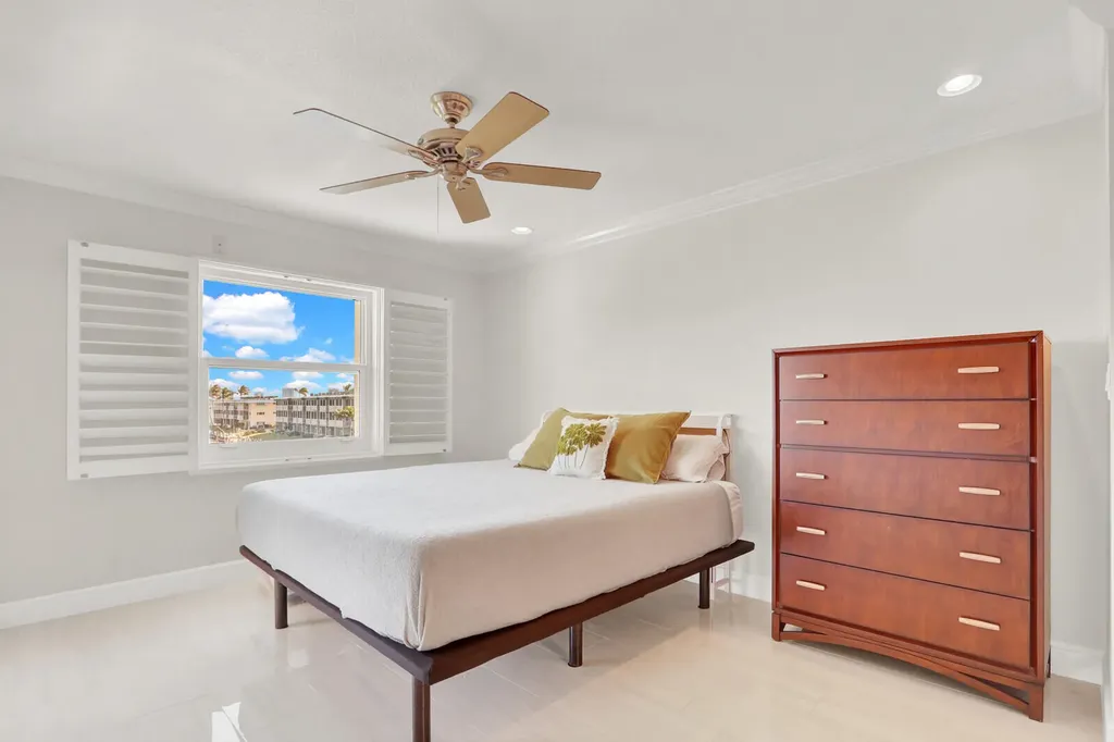 236 Castlewood Drive North Palm Beach FL 33408