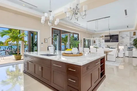1675 Lands End Road Manalapan FL 33462