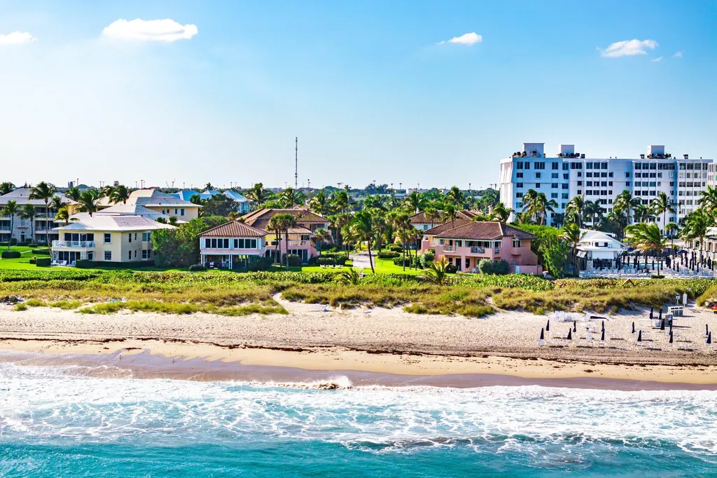 2075 S Ocean Boulevard Delray Beach FL 33483