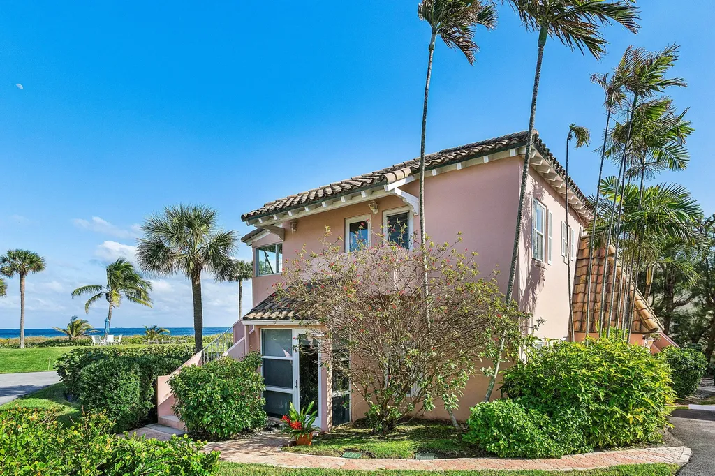 2075 S Ocean Boulevard Delray Beach FL 33483