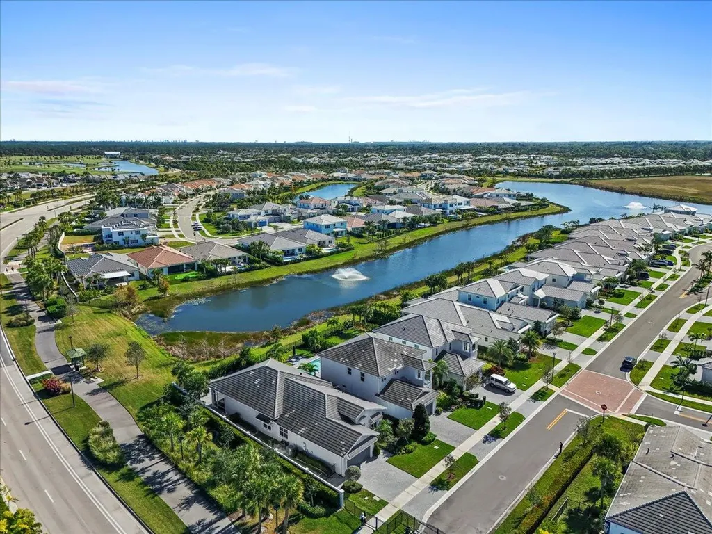 12454 Nautilus Circle Palm Beach Gardens FL 33412