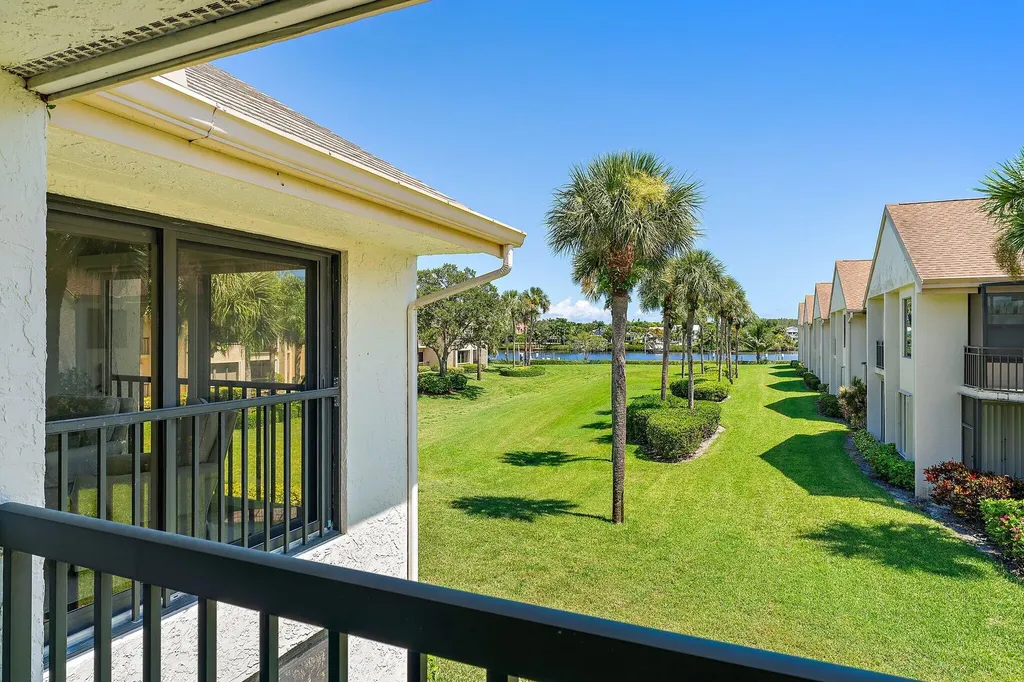 19101 SE Sea Turtle Court Jupiter FL 33469