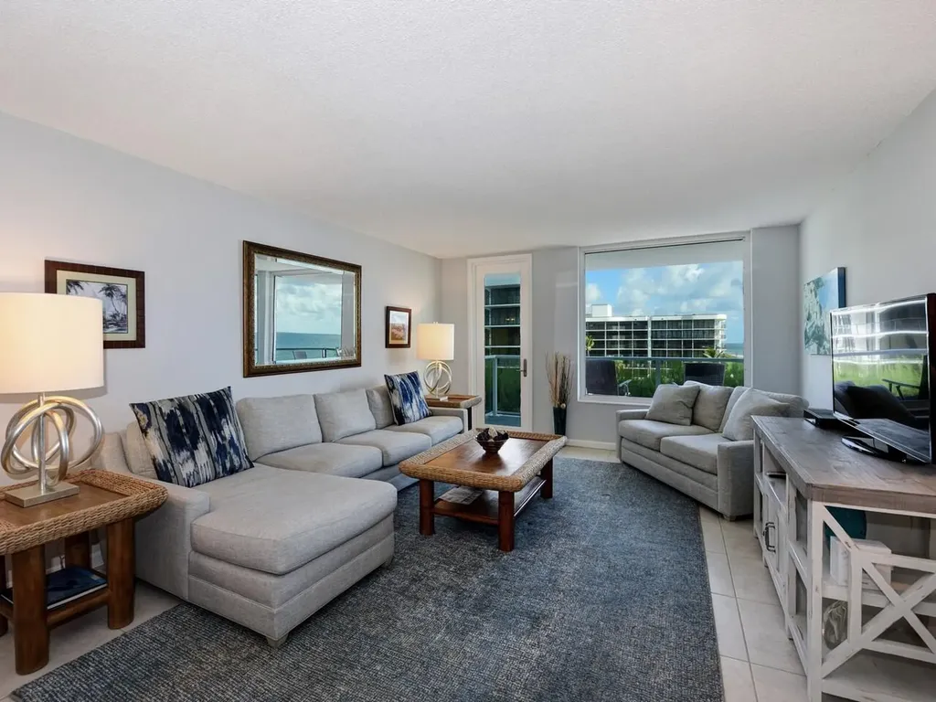 3450 S Ocean Boulevard Palm Beach FL 33480