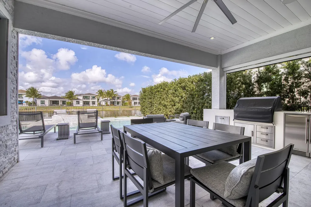 13651 Artisan Circle Palm Beach Gardens FL 33418