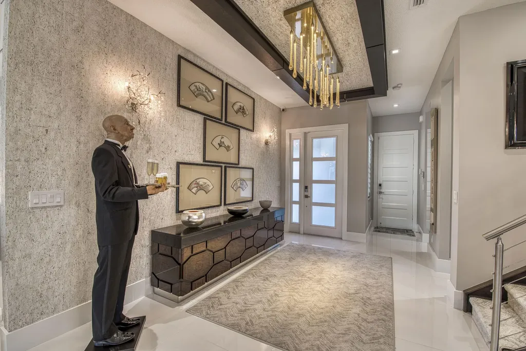 13651 Artisan Circle Palm Beach Gardens FL 33418