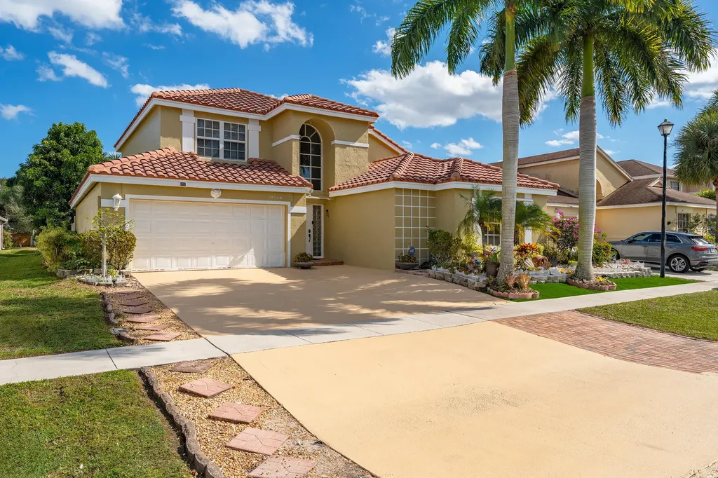 18956 La Costa Lane Boca Raton FL 33496