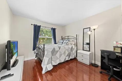 18956 La Costa Lane Boca Raton FL 33496