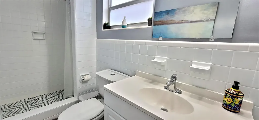 403 32nd Street West Palm Beach FL 33407