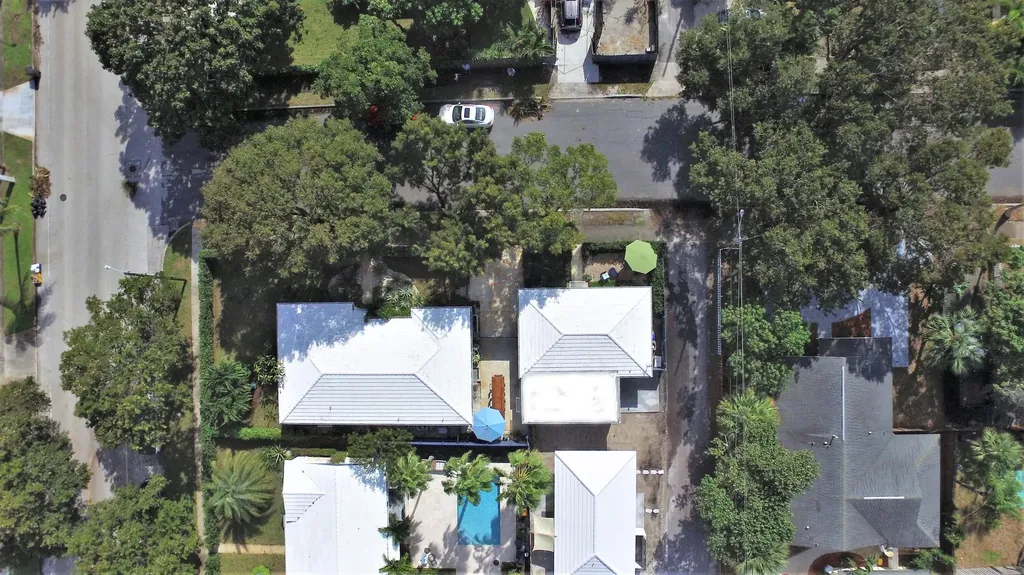 403 32nd Street West Palm Beach FL 33407