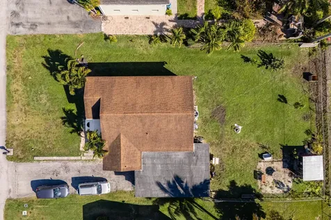 16 NW Avenue G Belle Glade FL 33430